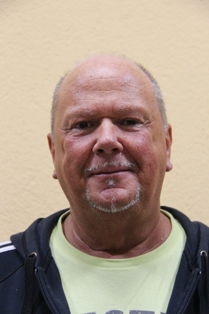 Markus Kern<br>Franz<br>(Pyschatriepatient auf Abwegen) Markus KernFranz(Pyschatriepatient auf Abwegen)