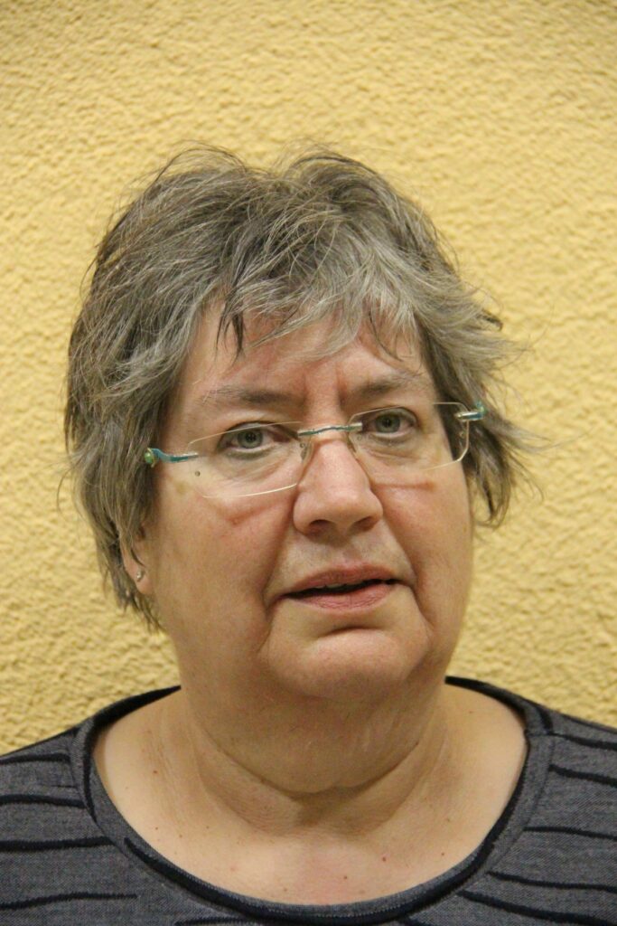 Doris Tannenberger<br>Thea<br>(verfressene Kegelschwester) Doris TannenbergerThea(verfressene Kegelschwester)